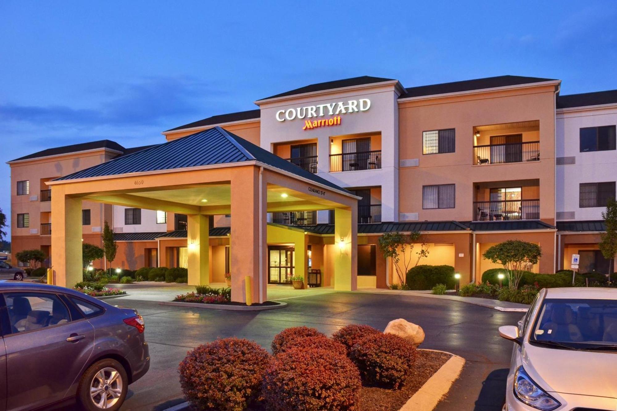 Courtyard By Marriott Indianapolis South Hotel Exterior photo