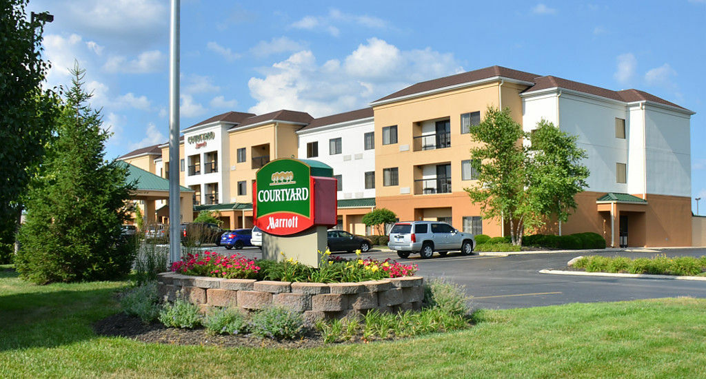 Courtyard By Marriott Indianapolis South Hotel Exterior photo